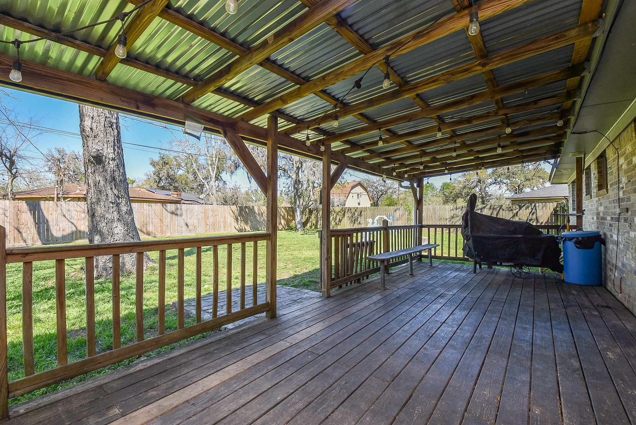 57 E Candlewood , Lake Jackson, TX, 77566 | 54231522 | Realty Texas LLC