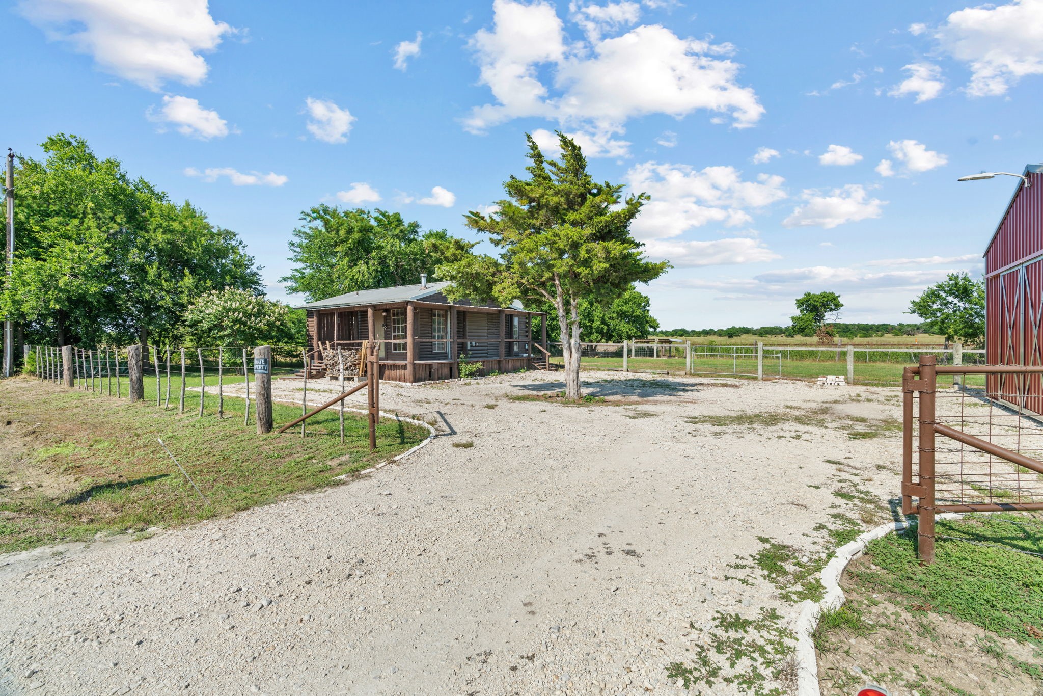 475 Elm Grove Road, Valley View, TX, 76272 | 20957227 | Realty Texas LLC