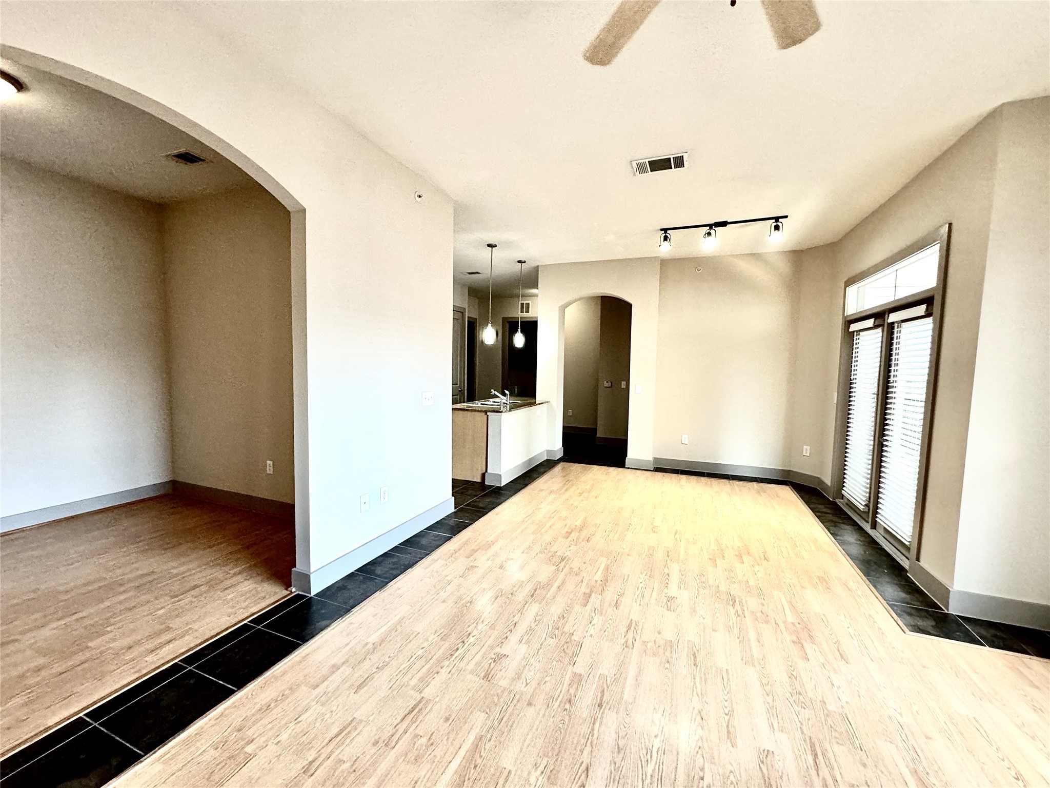 3660 Richmond Avenue 409, Houston, TX, 77046 | 31177609 | Realty Texas LLC