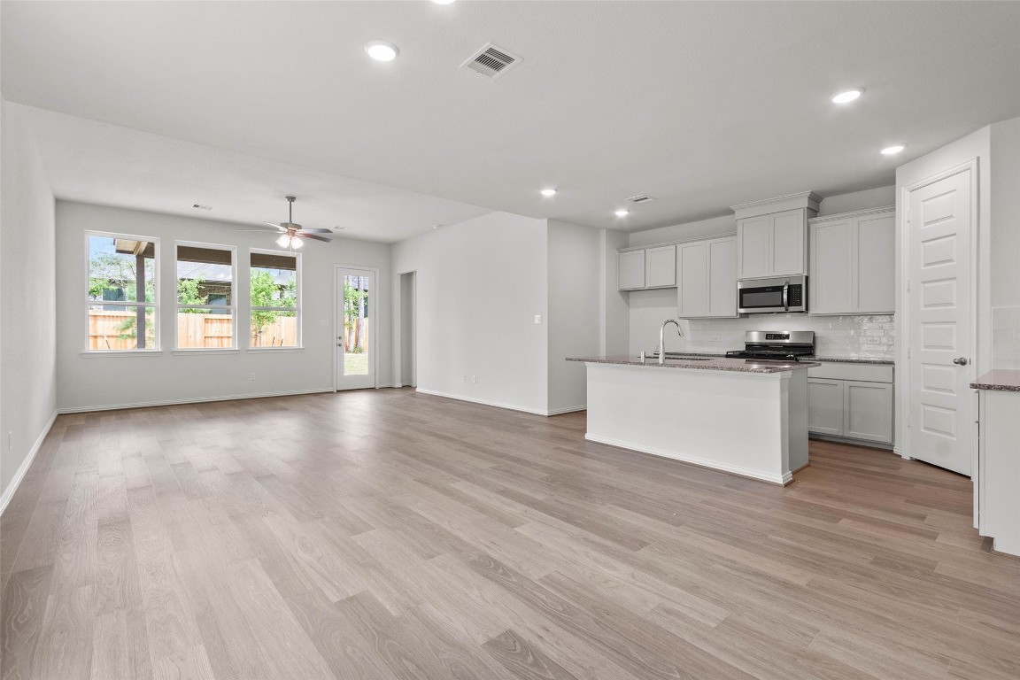 206 Brecon Buff Drive, Willis, TX, 77318 | 26939914 | Realty Texas LLC