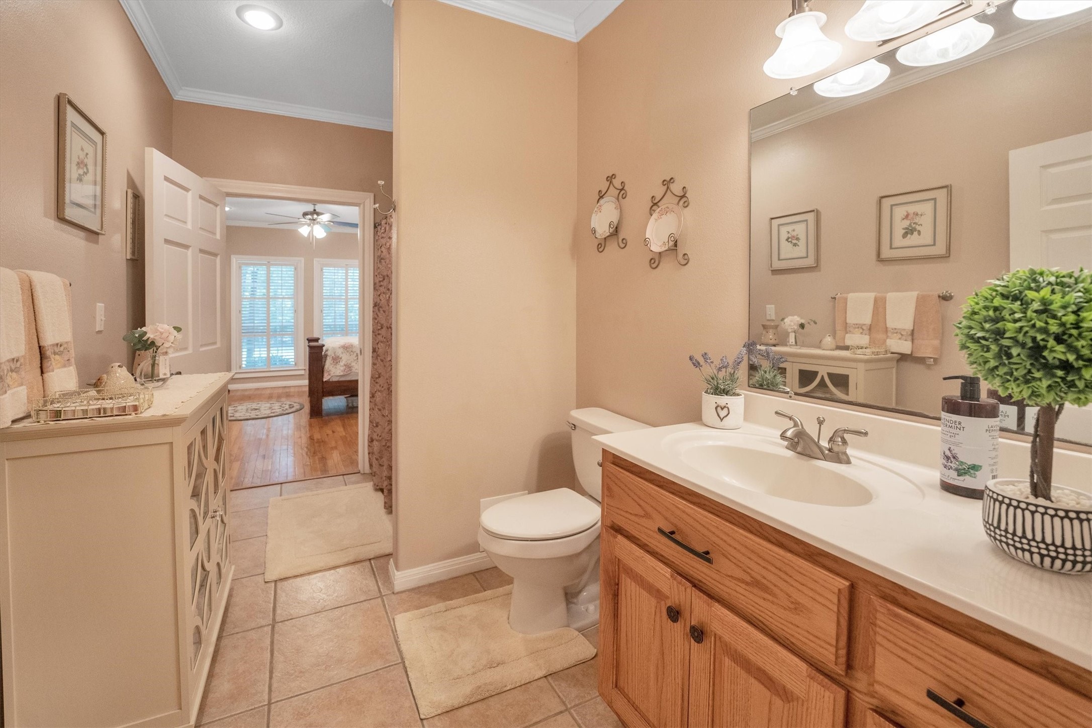 24400 Pine Valley Loop, Huntsville, TX, 77320 | 70848369 | Realty Texas LLC