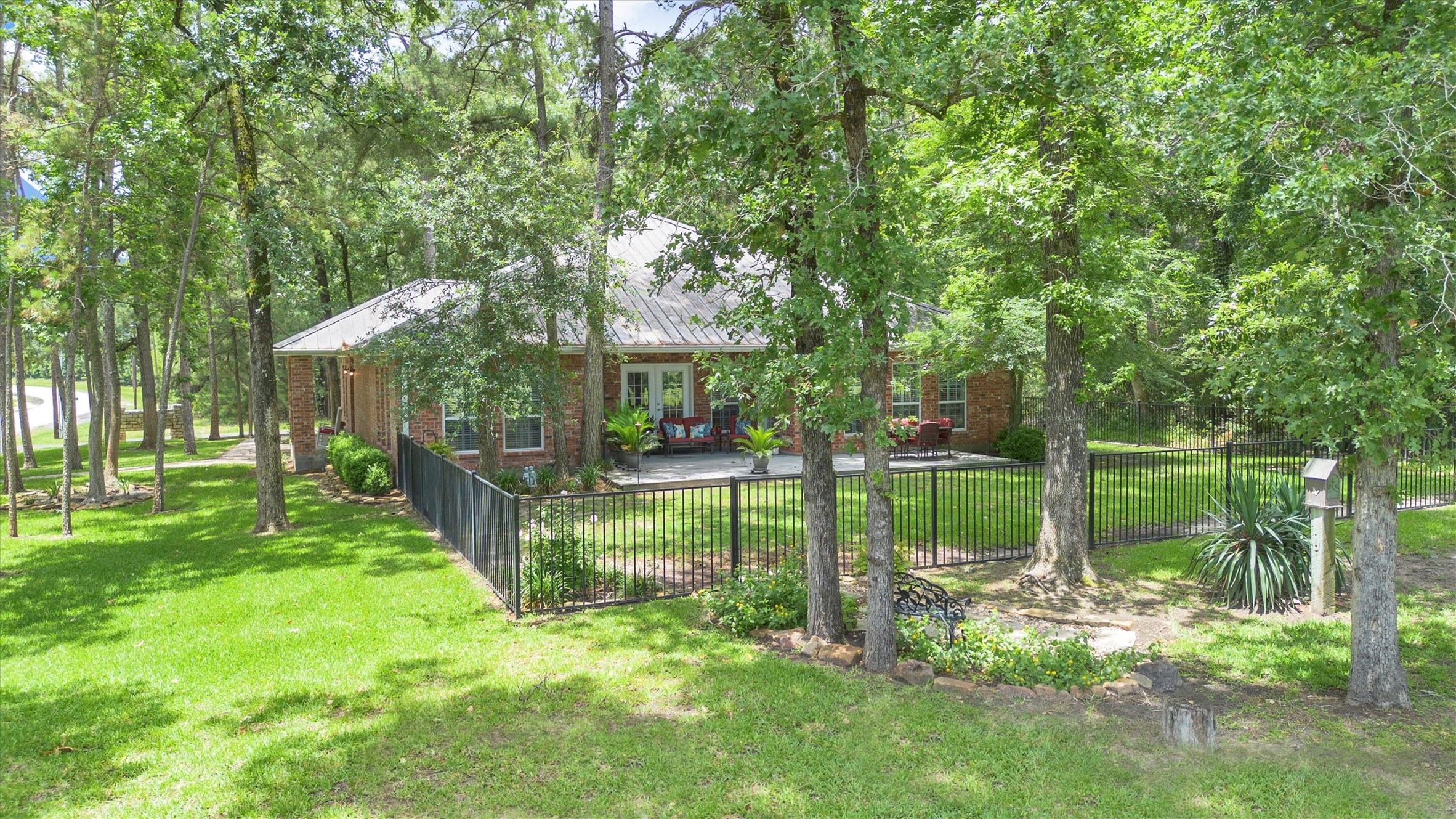 24400 Pine Valley Loop, Huntsville, TX, 77320 | 70848369 | Realty Texas LLC
