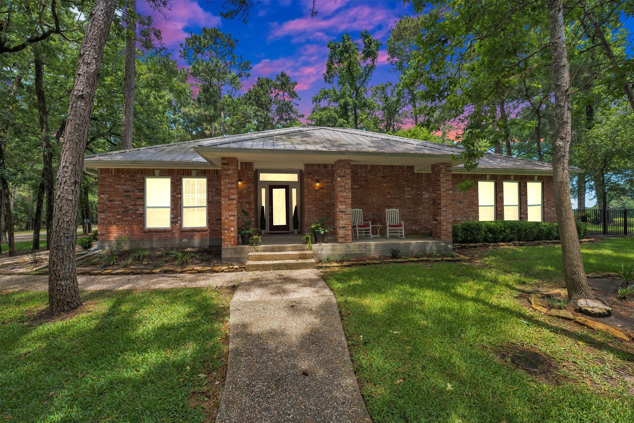 24400 Pine Valley Loop, Huntsville, TX, 77320 | 70848369 | Realty Texas LLC