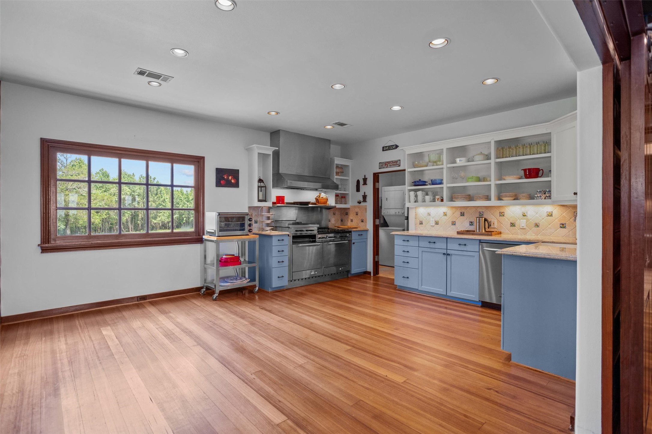 656 Vineyard View Trail, Grapeland, TX, 75844 | 97960530 | Realty Texas LLC