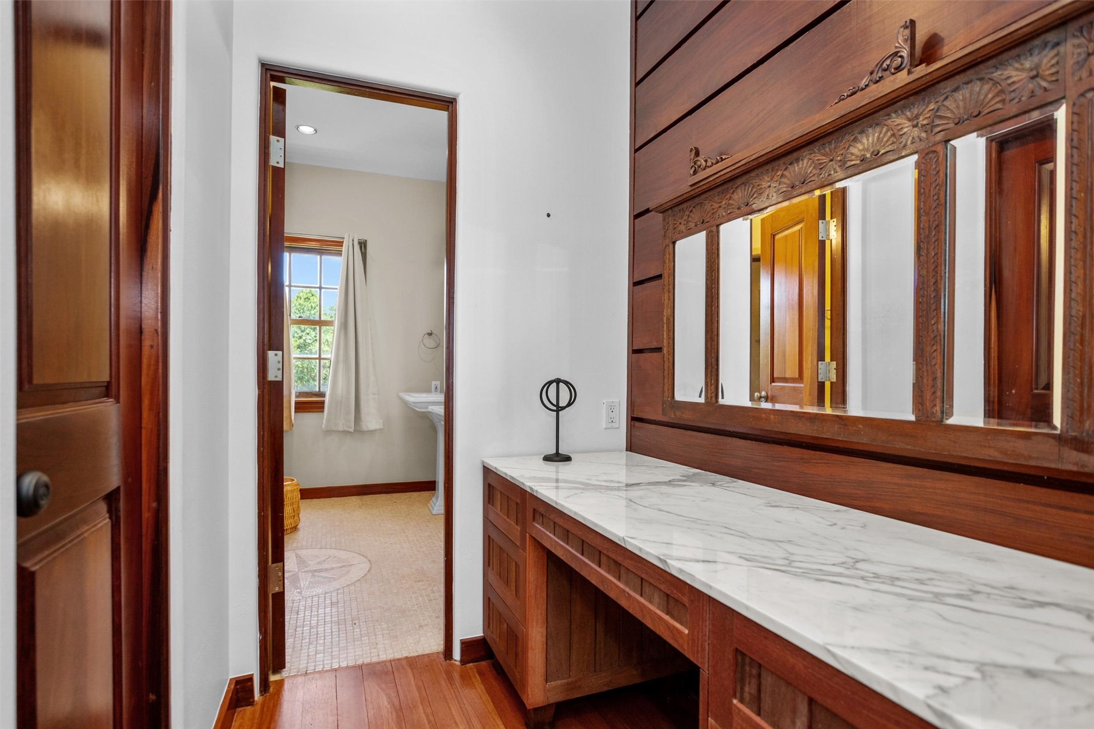 656 Vineyard View Trail, Grapeland, TX, 75844 | 97960530 | Realty Texas LLC