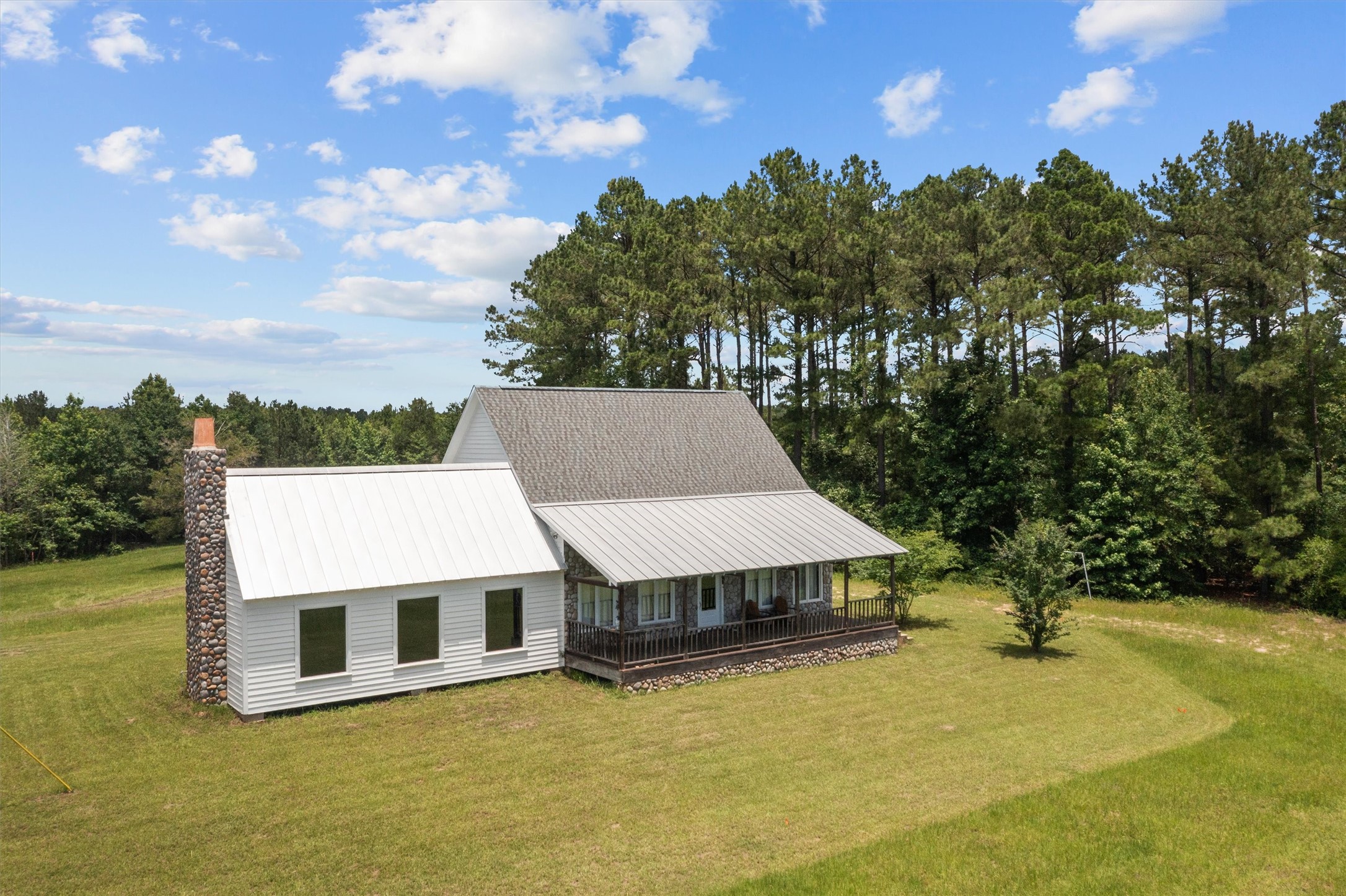 656 Vineyard View Trail, Grapeland, TX, 75844 | 97960530 | Realty Texas LLC