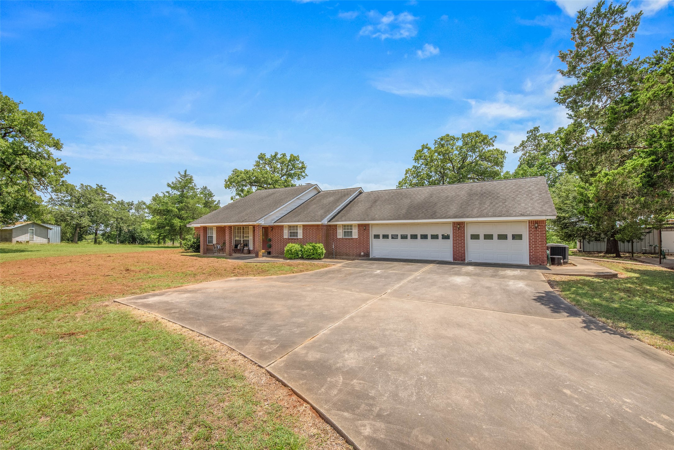 1110 County Road 439, Dime Box, TX, 77853 | 6645321 | Realty Texas LLC