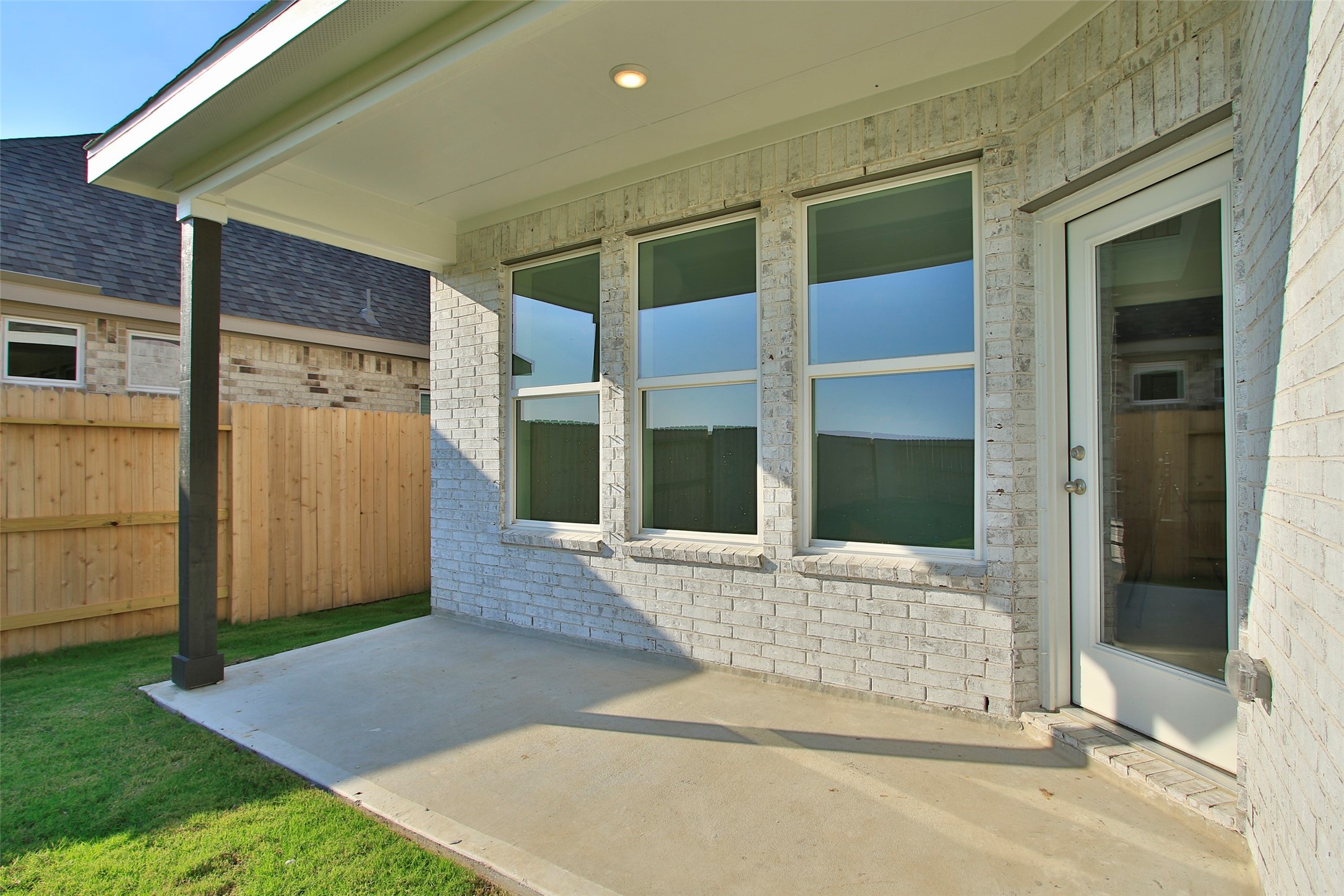 2718 Ruby Laurel Drive, Iowa Colony, TX, 77583 | 59507920 | Realty Texas LLC
