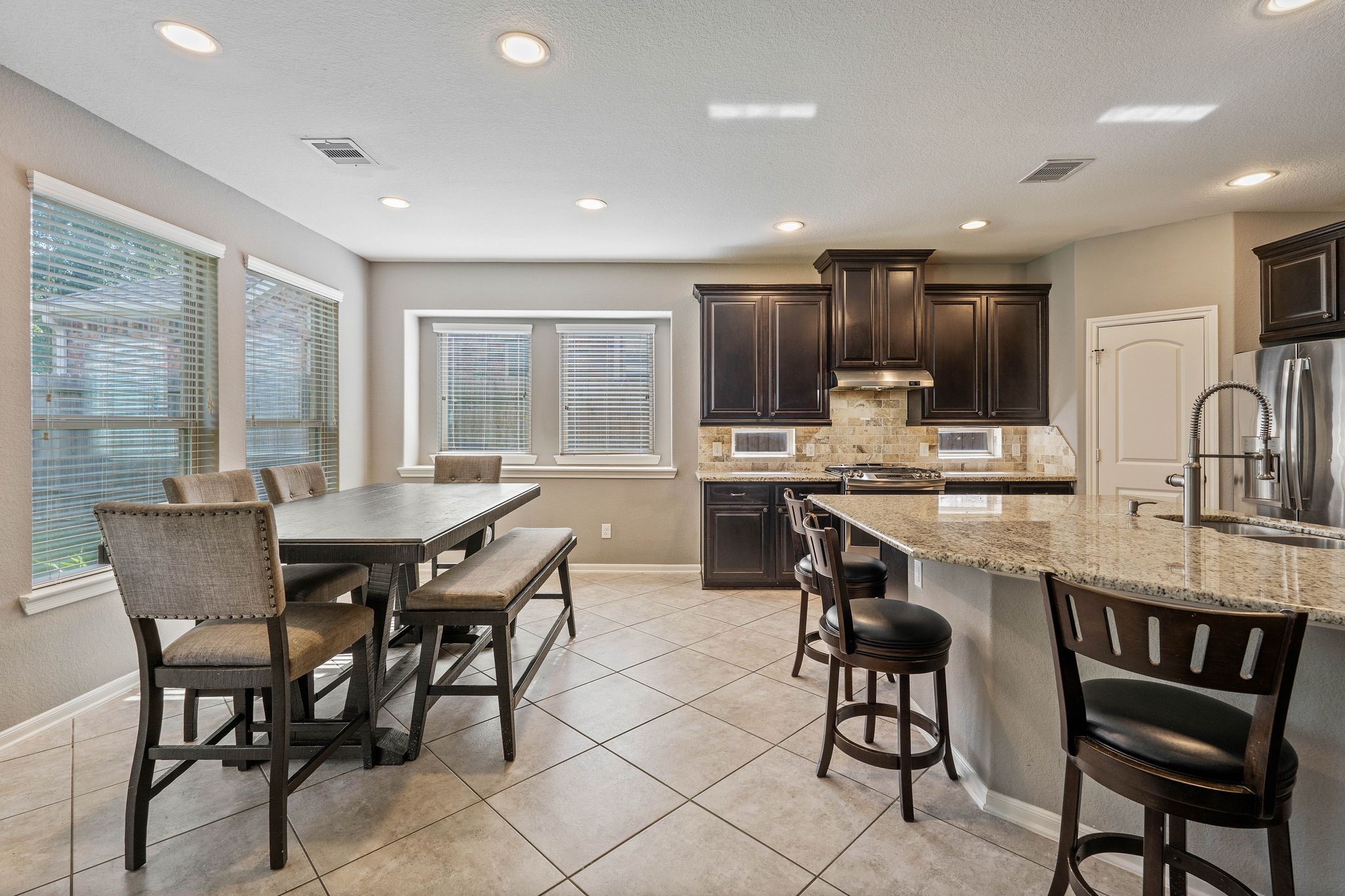 3544 Woods Estates Drive, Conroe, TX, 77304 | 46884842 | Realty Texas LLC