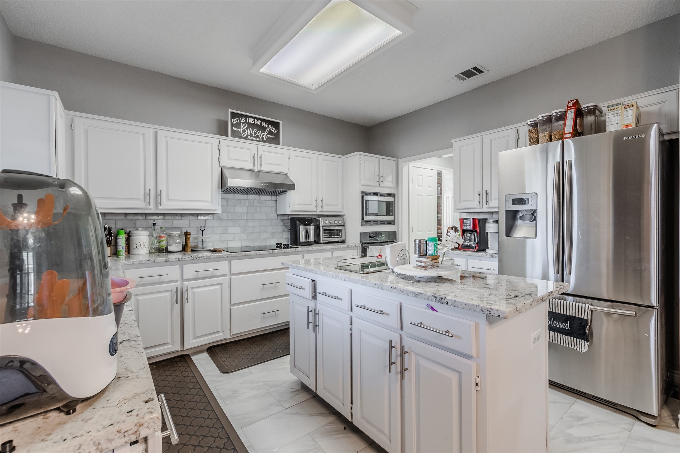 4210 Oak Mount Drive , Carrollton, TX, 75010 | 20958613 | Realty Texas LLC
