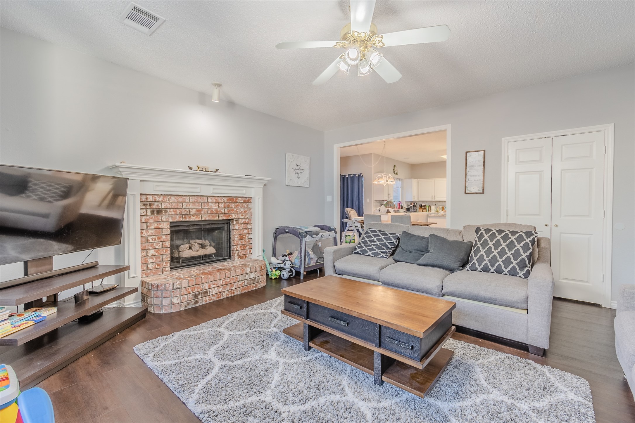 4210 Oak Mount Drive , Carrollton, TX, 75010 | 20958613 | Realty Texas LLC