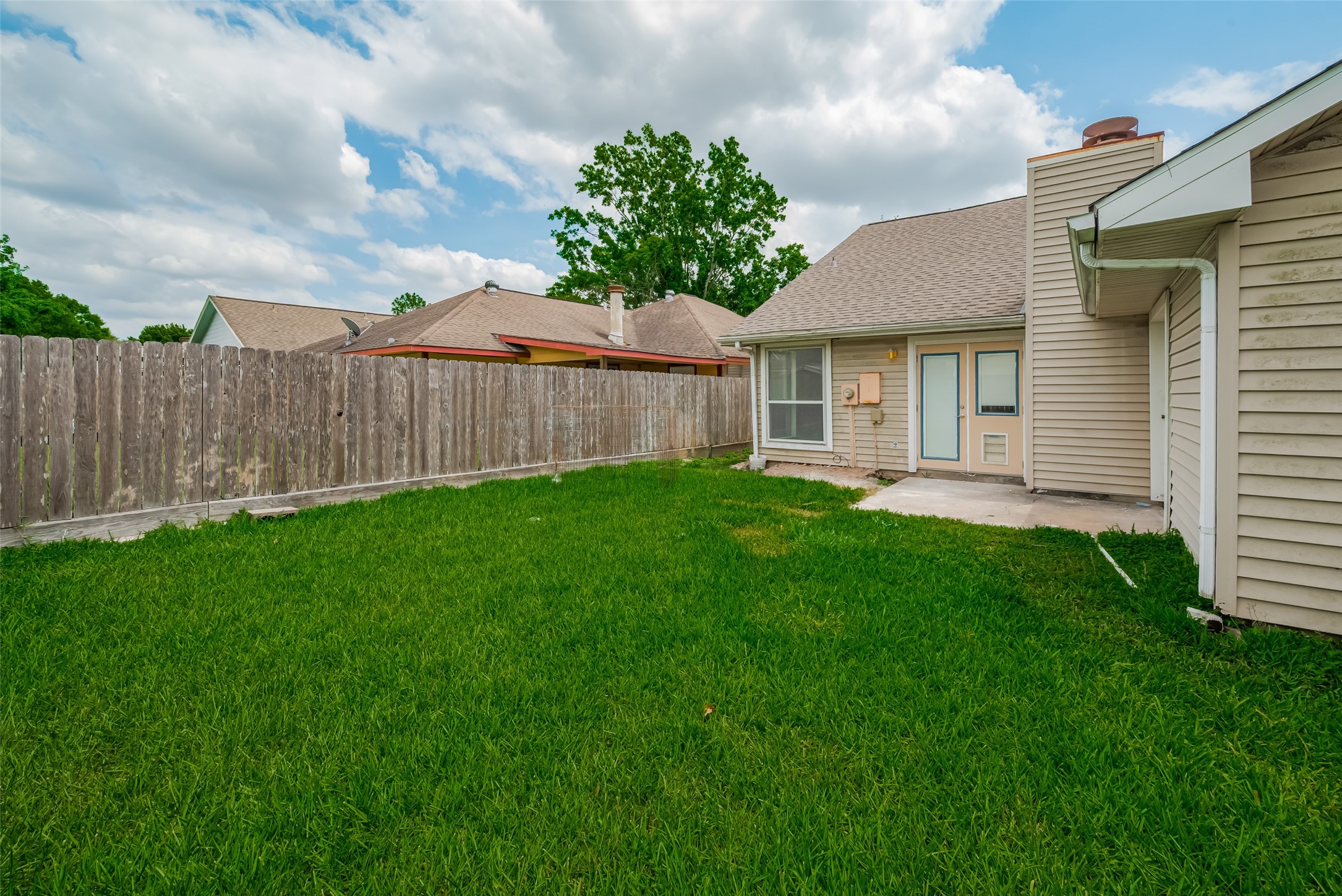 15934 Barbarossa Drive , Houston, TX, 77083 | 64970000 | Realty Texas LLC