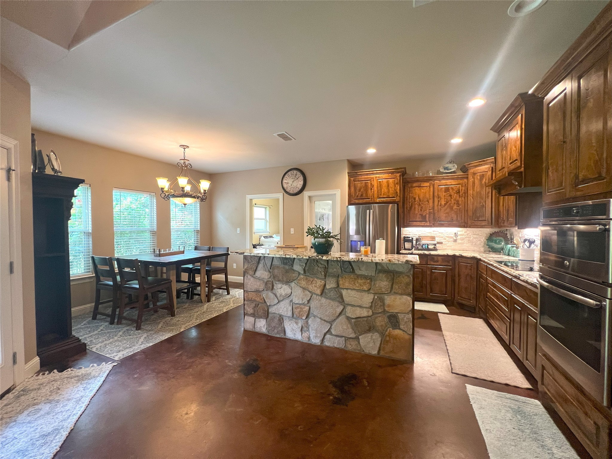 281 County Road 3646, Sulphur Springs, TX, 75482 | 20958150 | Realty Texas LLC