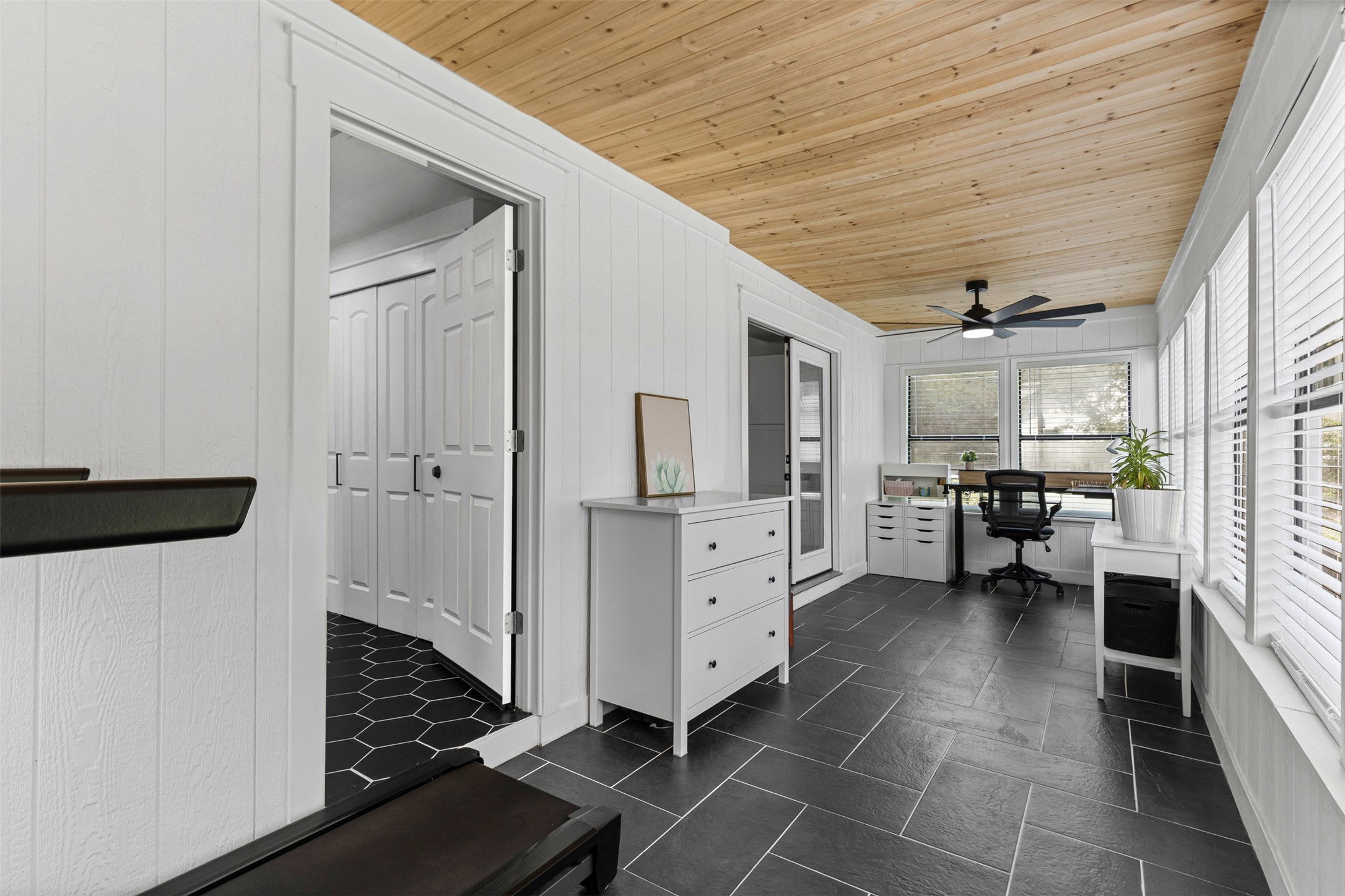207 W River, Meridian, TX, 76665 | 20955411 | Realty Texas LLC