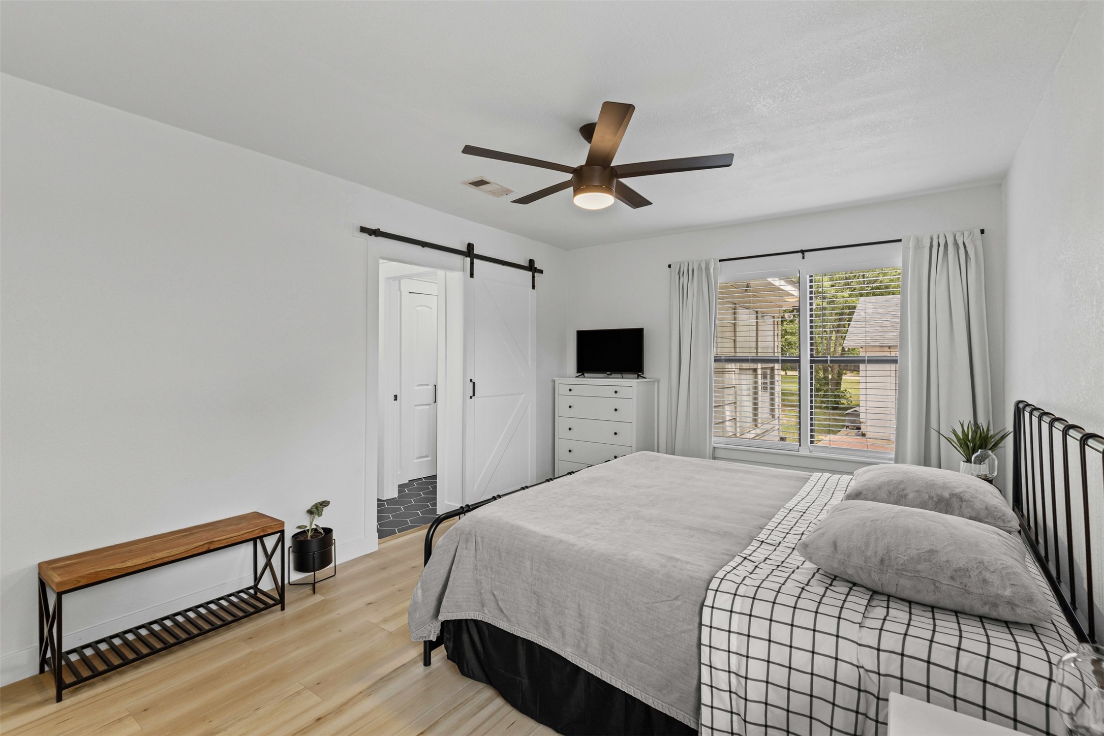 207 W River, Meridian, TX, 76665 | 20955411 | Realty Texas LLC