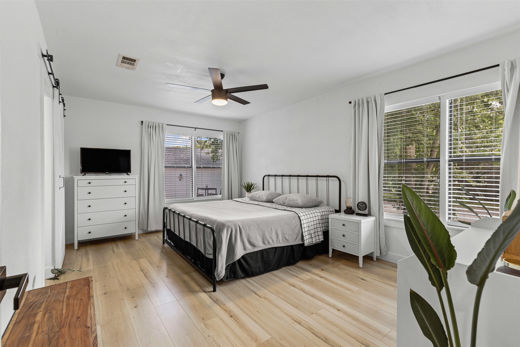 207 W River, Meridian, TX, 76665 | 20955411 | Realty Texas LLC