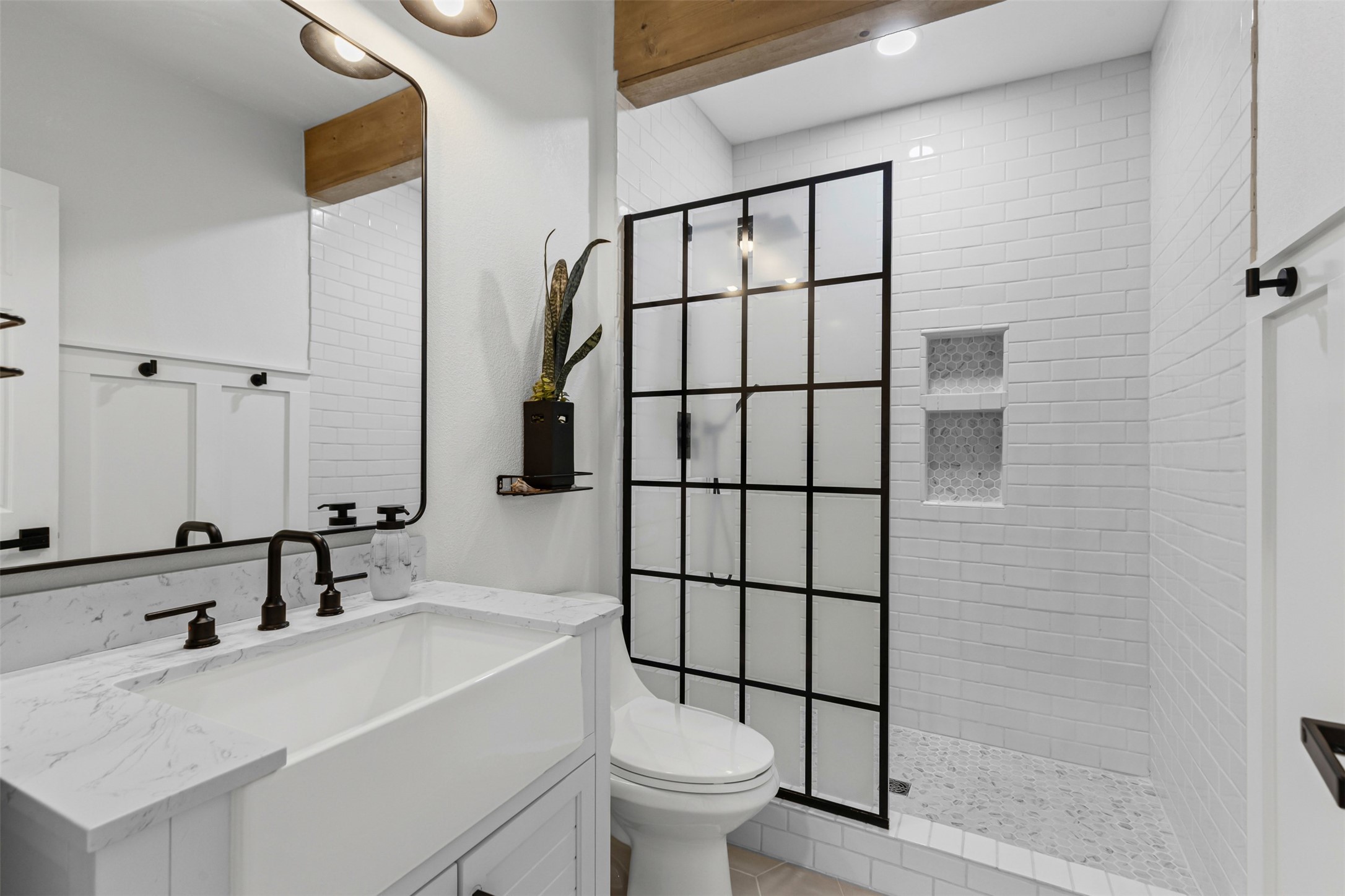 207 W River, Meridian, TX, 76665 | 20955411 | Realty Texas LLC