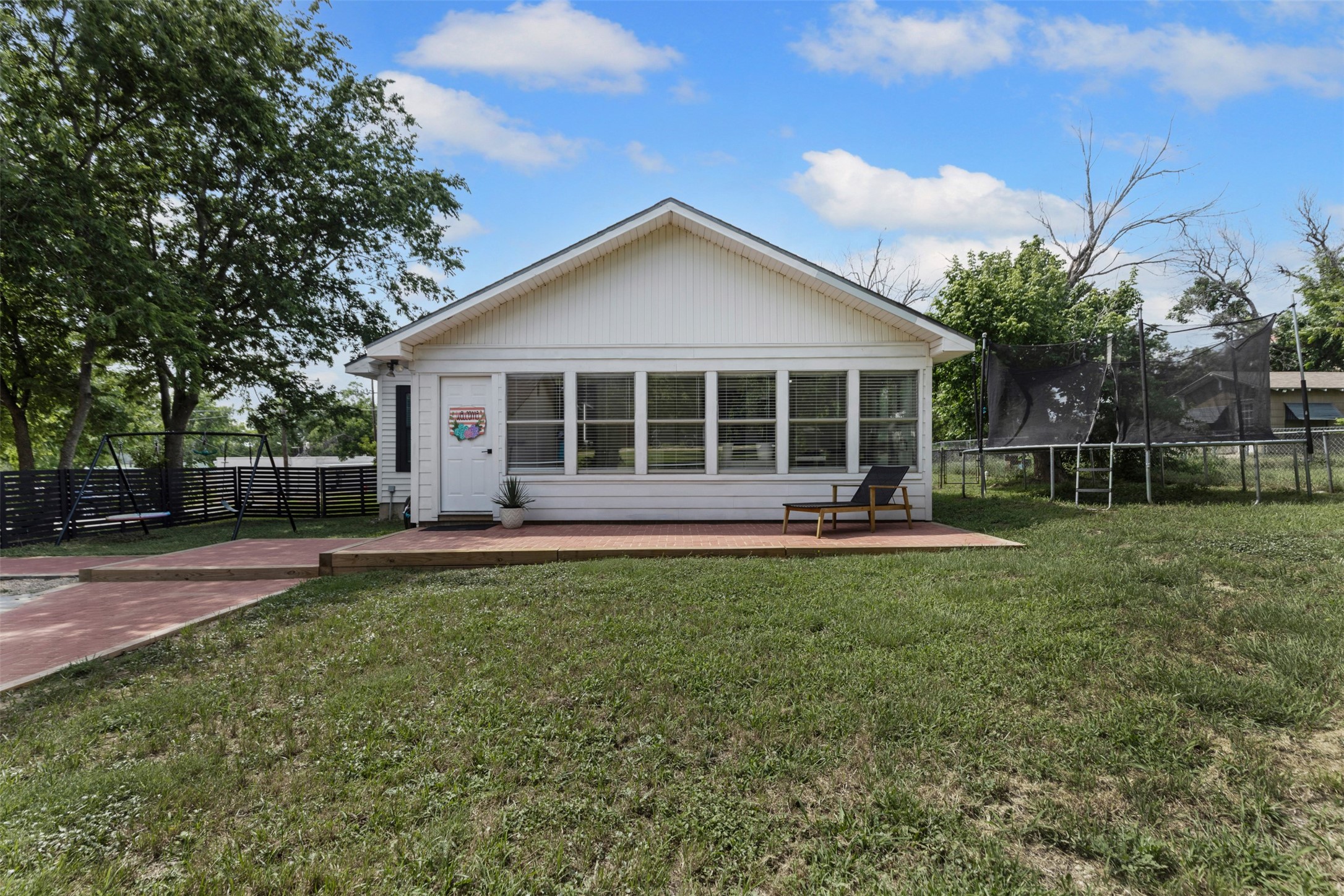 207 W River, Meridian, TX, 76665 | 20955411 | Realty Texas LLC
