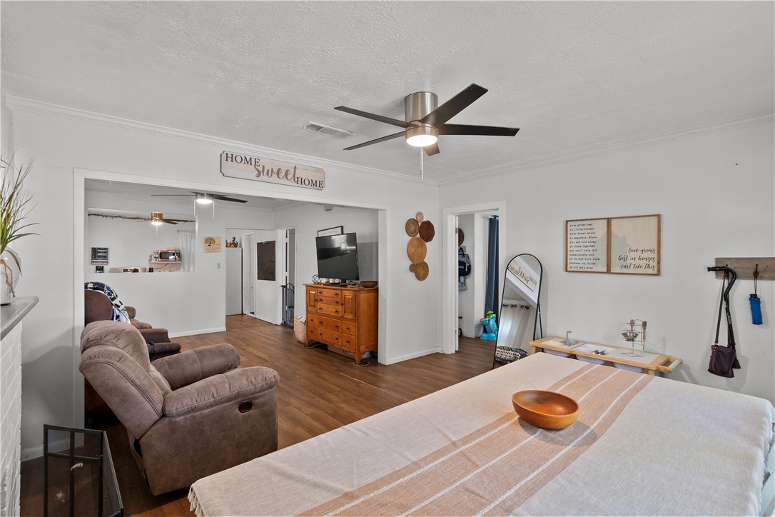 203 Pierce Street, Bryan, TX, 77803 | 25006579 | Realty Texas LLC