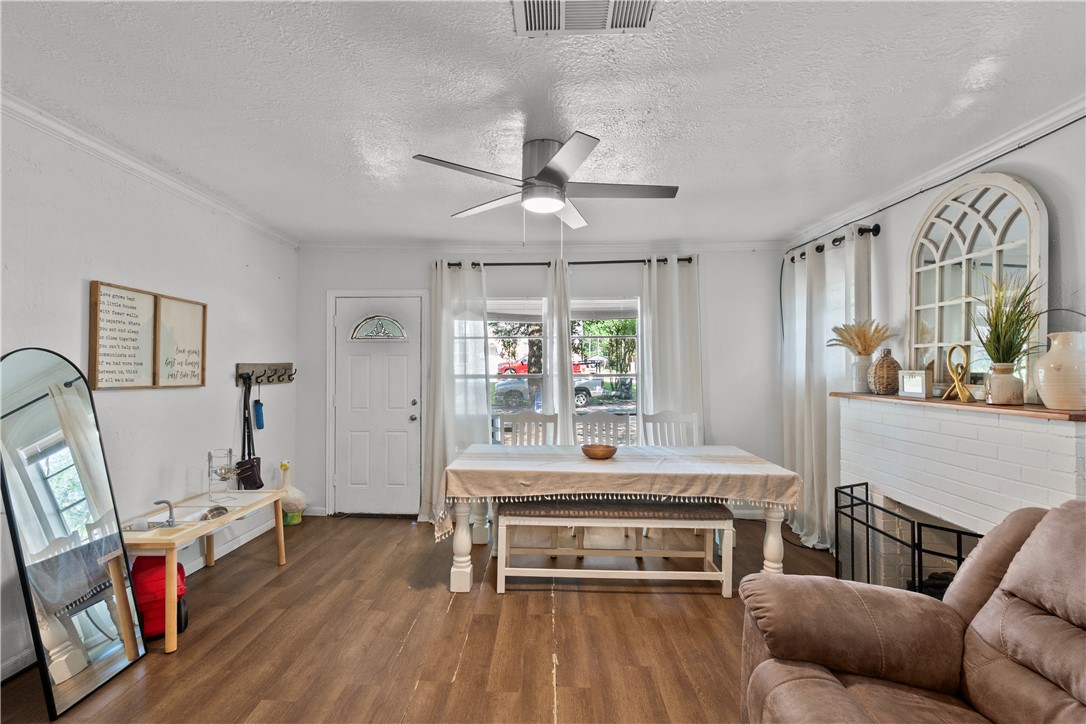 203 Pierce Street, Bryan, TX, 77803 | 25006579 | Realty Texas LLC