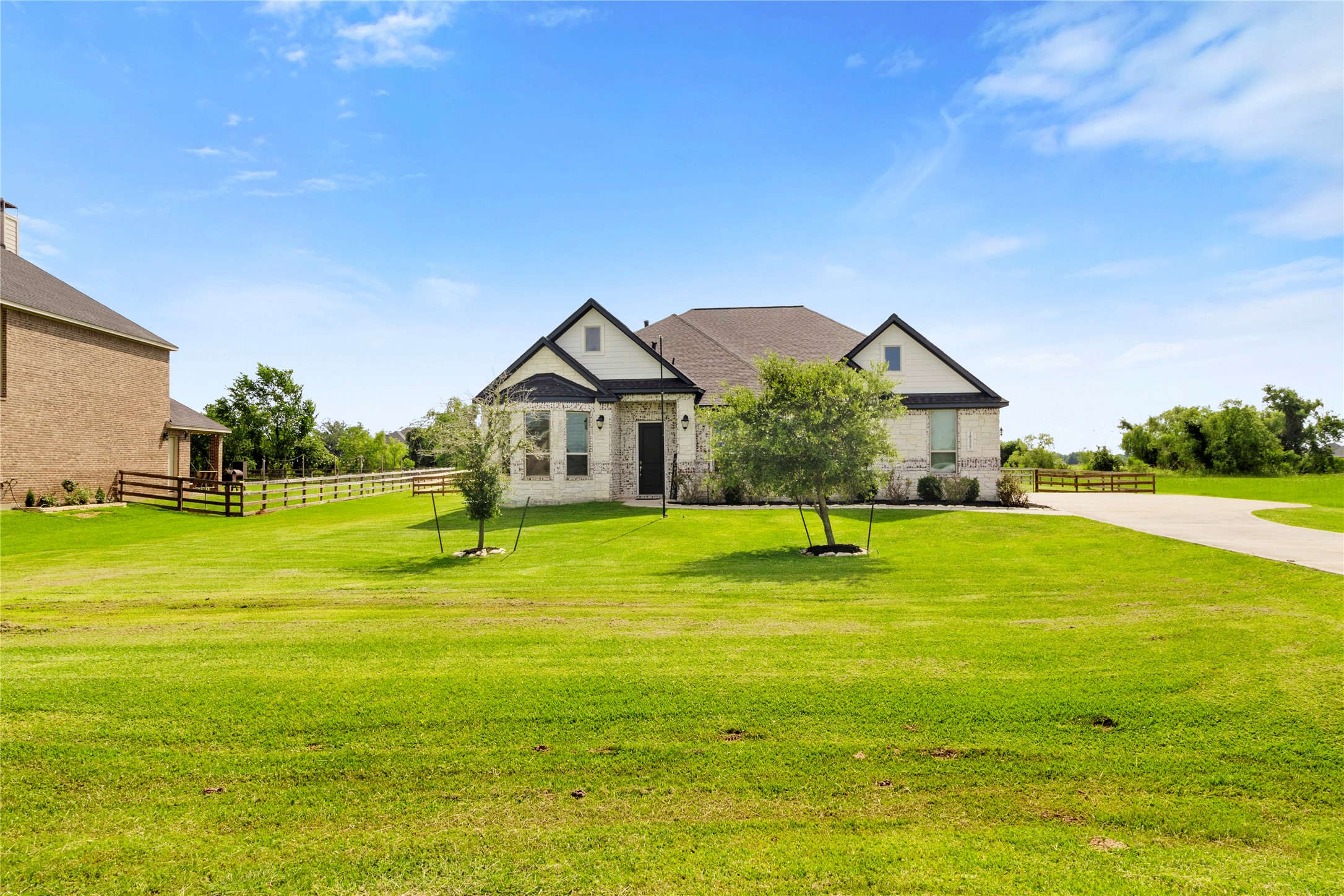 For Sale: 18327 Cypress Hill Drive Blog Image Banner