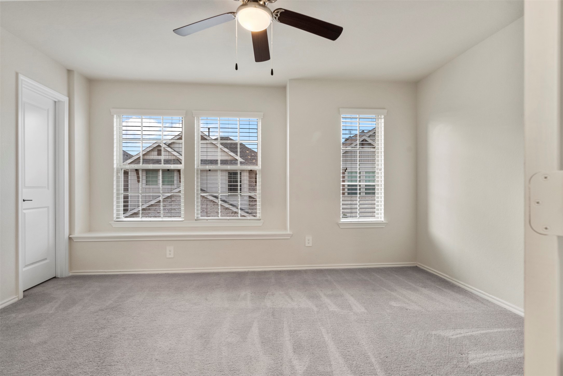 4025 Starbright Street , Houston, TX, 77018 | 18425560 | Realty Texas LLC