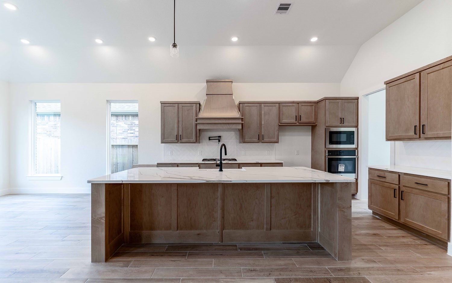 707 Western Holly, League City, TX, 77573 | 21271430 | Realty Texas LLC