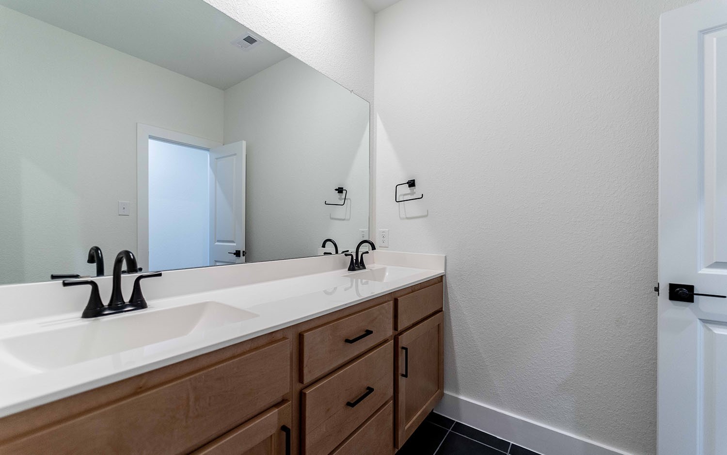 707 Western Holly, League City, TX, 77573 | 21271430 | Realty Texas LLC