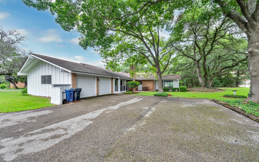 2832 Wooded Acres Drive, Waco, TX, 76710 | 20955340 | Realty Texas LLC