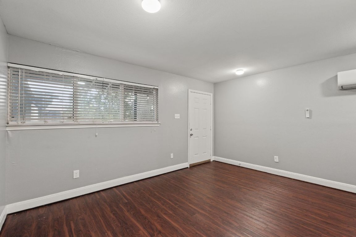 4719 Harmon Avenue 103 , Austin, TX, 78751 | 1841999 | Realty Texas LLC