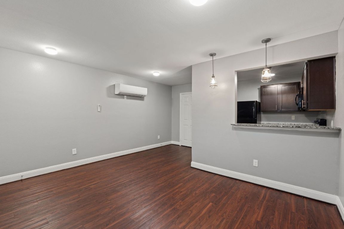 4719 Harmon Avenue 103 , Austin, TX, 78751 | 1841999 | Realty Texas LLC
