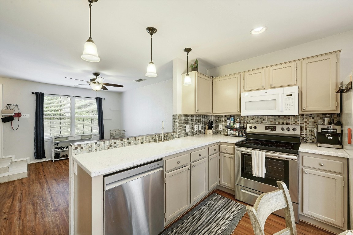 1411 Gracy Farms Lane 69, Austin, TX, 78758 | 7412919 | Realty Texas LLC