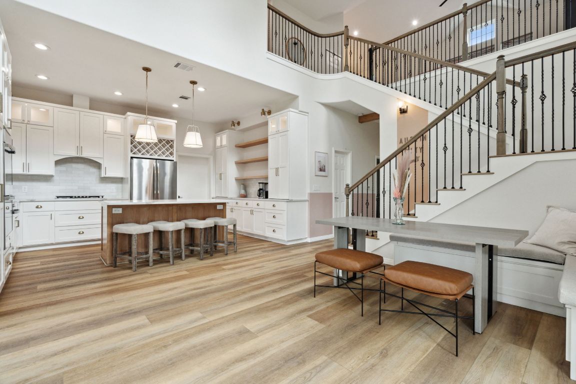 800 Newcastle Drive, Austin, TX, 78745 | 9192213 | Realty Texas LLC