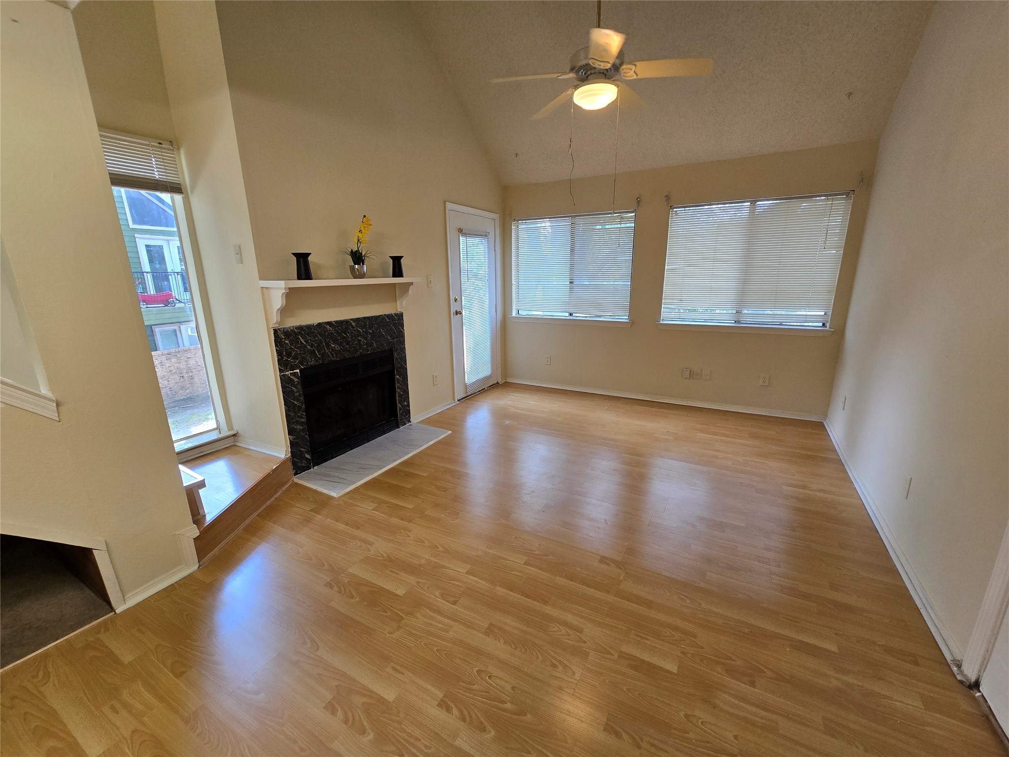 9835 Walnut Street 203, Dallas, TX, 75243 | 20954397 | Realty Texas LLC