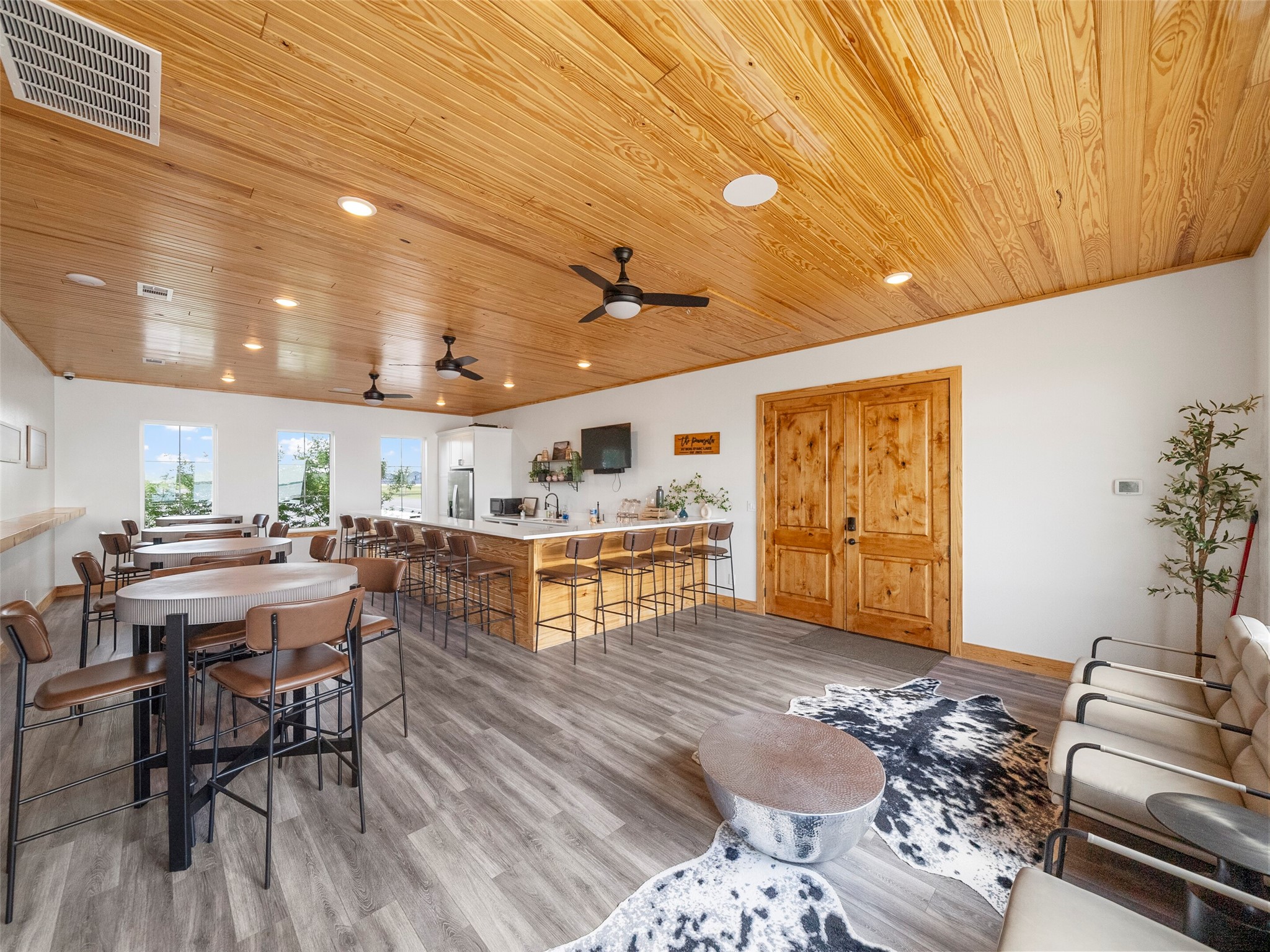 310 Lakewood Lane, Honey Grove, TX, 75446 | 20961045 | Realty Texas LLC