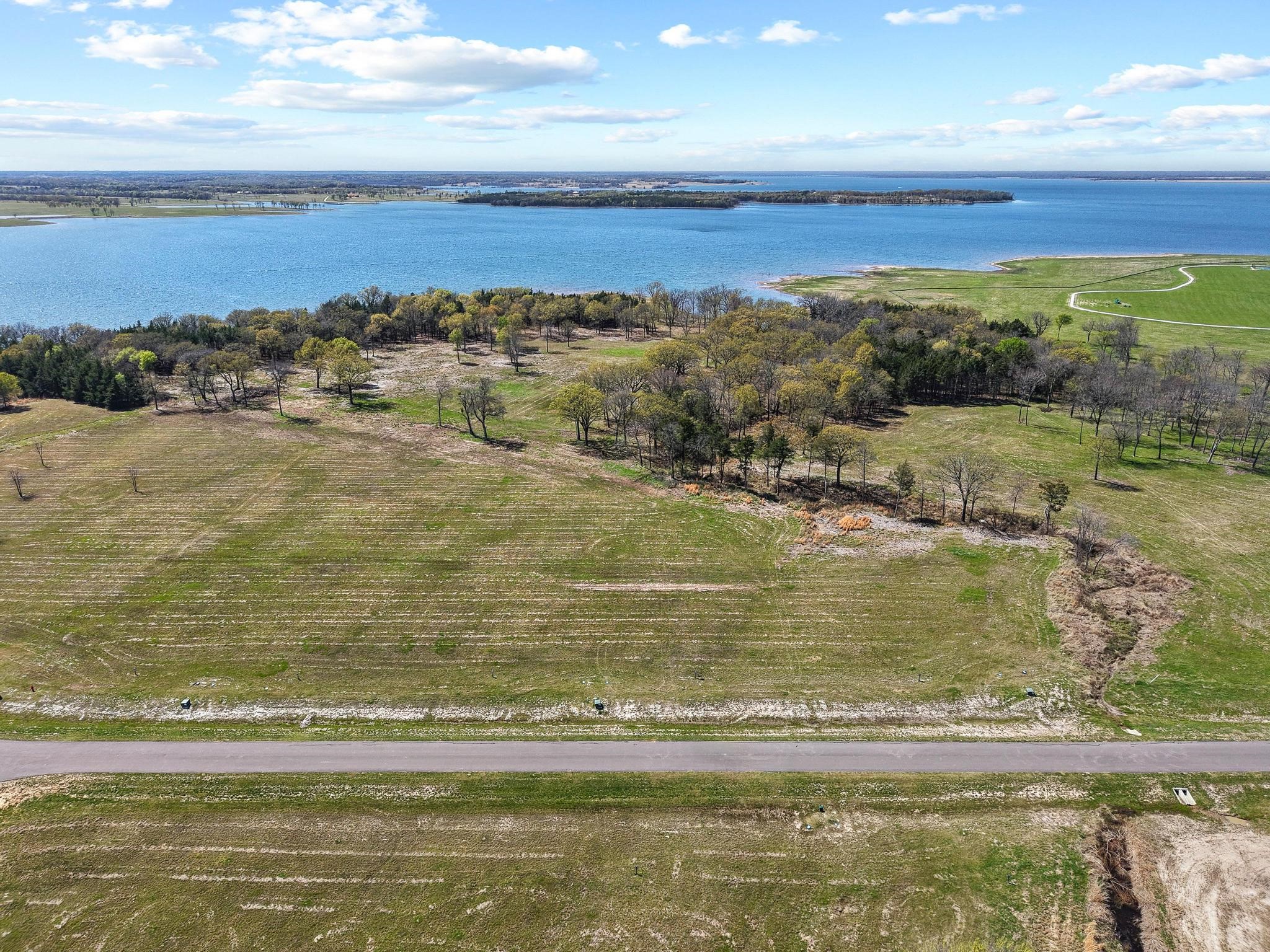 310 Lakewood Lane, Honey Grove, TX, 75446 | 20961045 | Realty Texas LLC