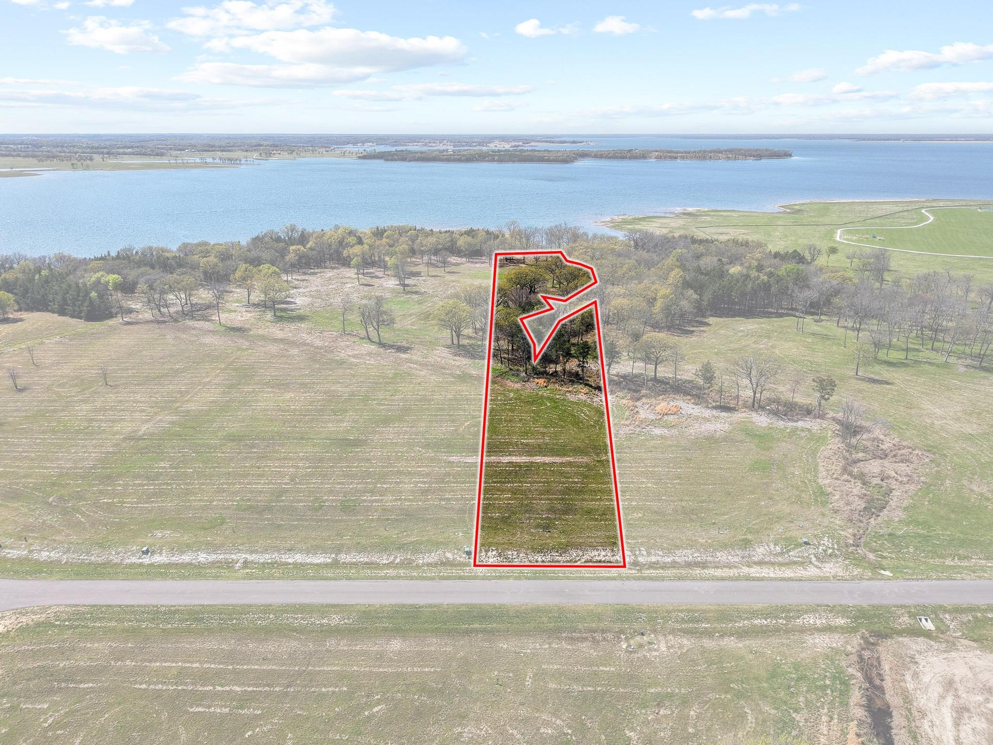 310 Lakewood Lane, Honey Grove, TX, 75446 | 20961045 | Realty Texas LLC