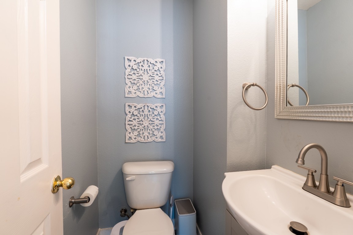 1818 W Pflugerville Parkway , Round Rock, TX, 78664 | 1736994 | Realty Texas LLC