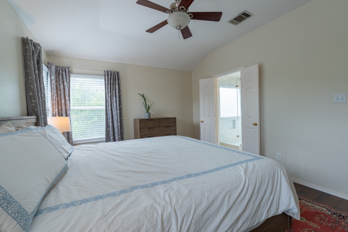 1818 W Pflugerville Parkway , Round Rock, TX, 78664 | 1736994 | Realty Texas LLC