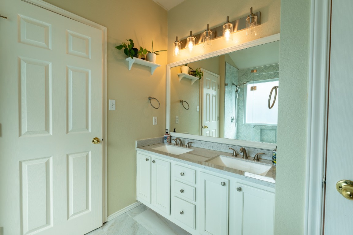 1818 W Pflugerville Parkway , Round Rock, TX, 78664 | 1736994 | Realty Texas LLC
