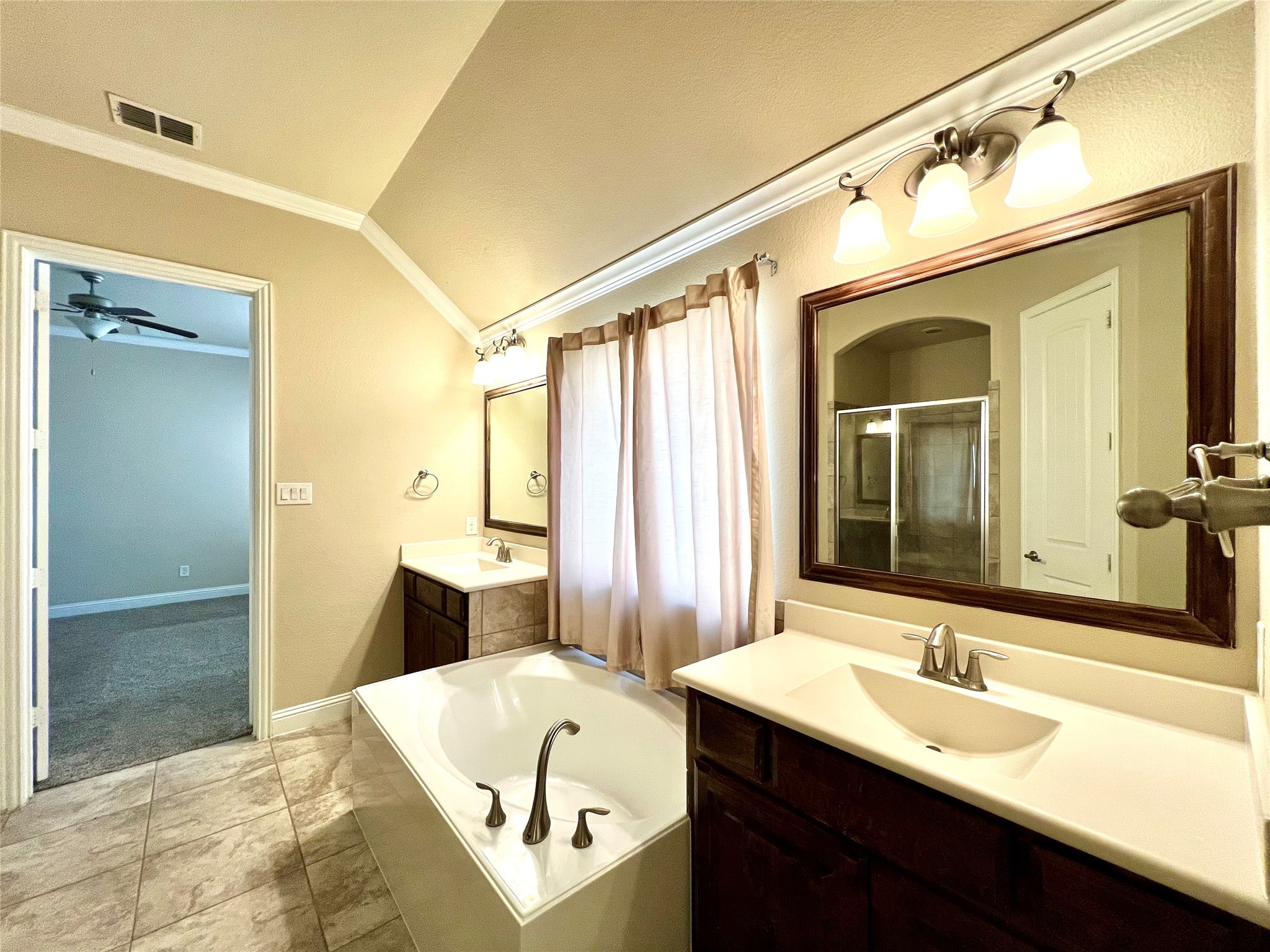 712 Shrewsbury Place , Plano, TX, 75074 | 20961215 | Realty Texas LLC