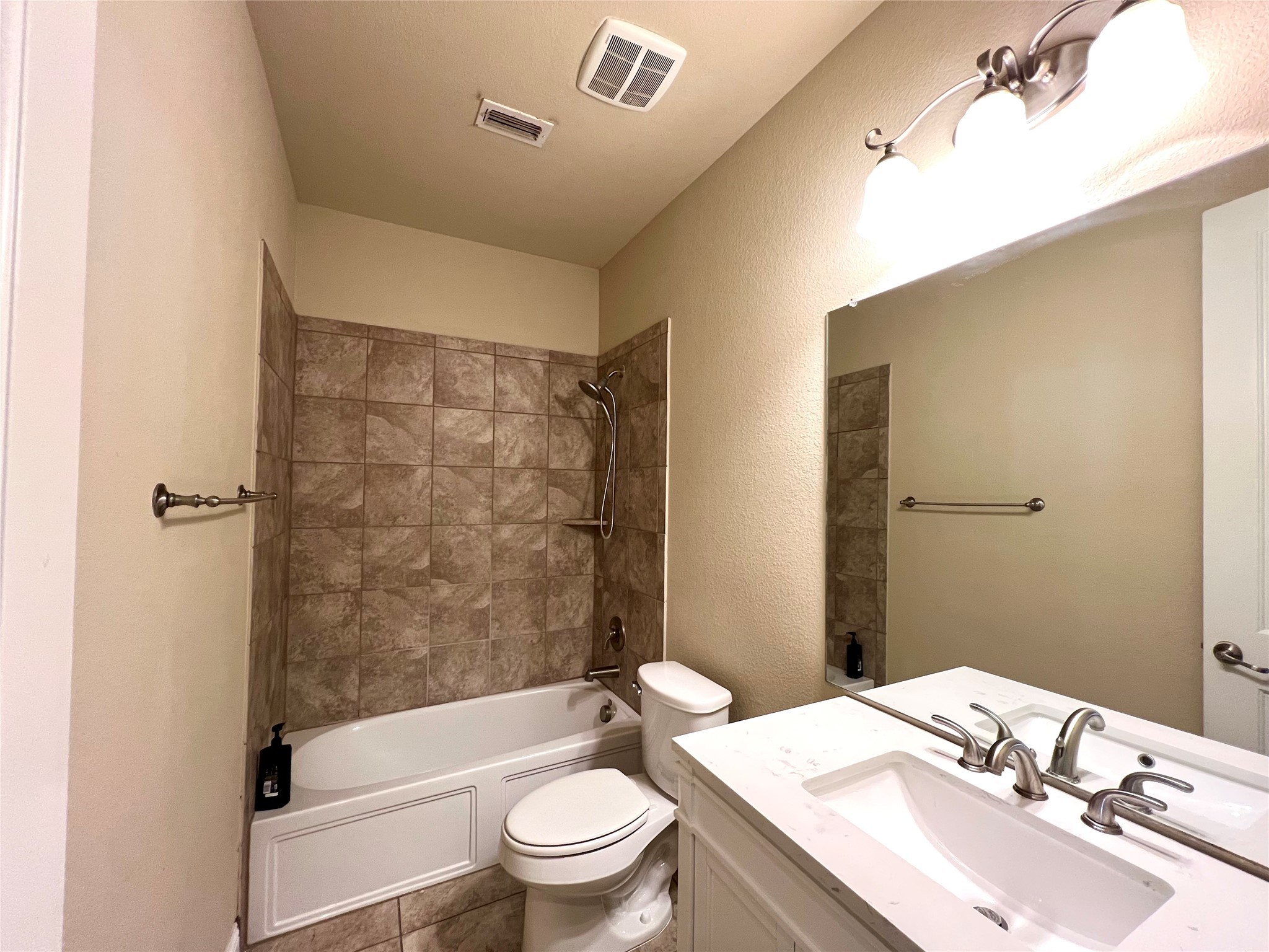 712 Shrewsbury Place , Plano, TX, 75074 | 20961215 | Realty Texas LLC
