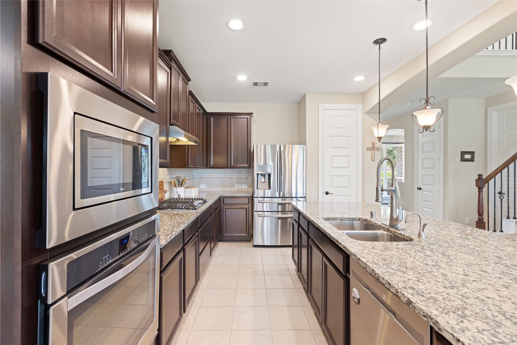 1905 Creekside Park Drive , Pearland, TX, 77089 | 73414102 | Realty Texas LLC