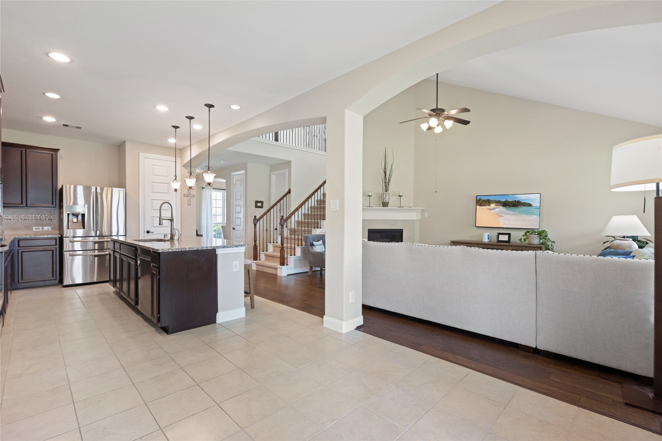 1905 Creekside Park Drive , Pearland, TX, 77089 | 73414102 | Realty Texas LLC