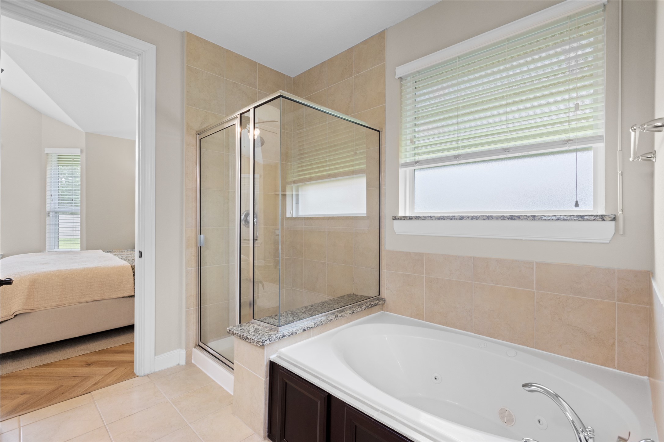 1905 Creekside Park Drive , Pearland, TX, 77089 | 73414102 | Realty Texas LLC