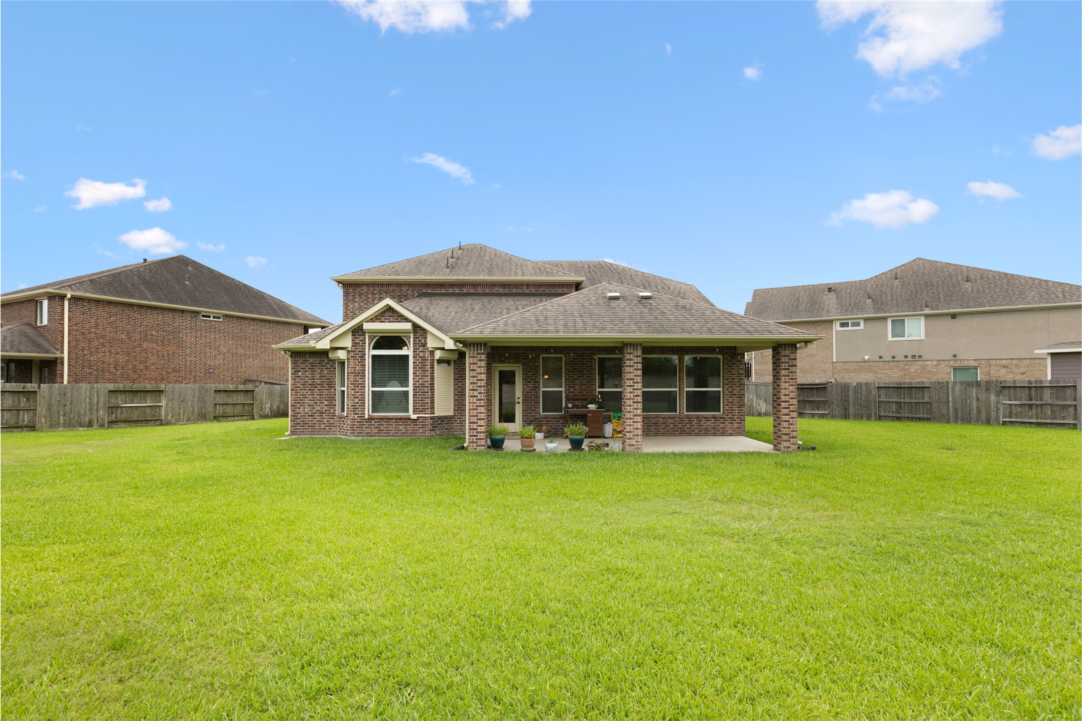 1905 Creekside Park Drive , Pearland, TX, 77089 | 73414102 | Realty Texas LLC