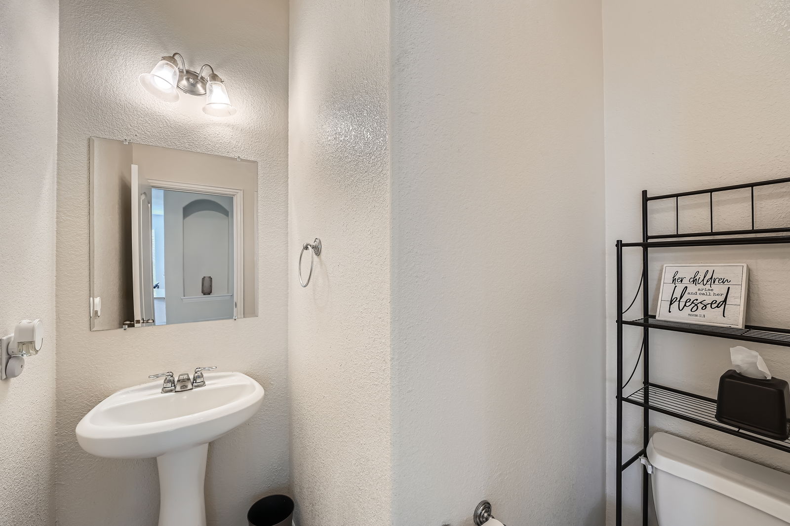 2004 S Ash CV W, Hutto, TX, 78634 | 1306242 | Realty Texas LLC