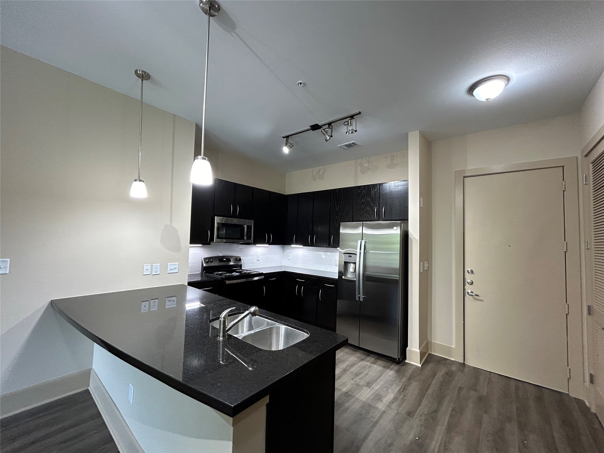 230 T C Jester Boulevard 452 , Houston, TX, 77007 | 34444681 | Realty Texas LLC
