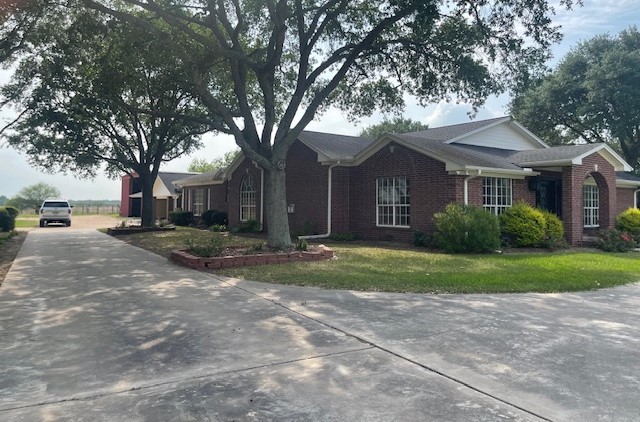8695 N State Highway 71, El Campo, TX, 77437 | 61885674 | Realty Texas LLC