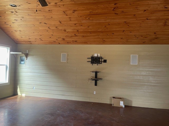 8695 N State Highway 71, El Campo, TX, 77437 | 61885674 | Realty Texas LLC